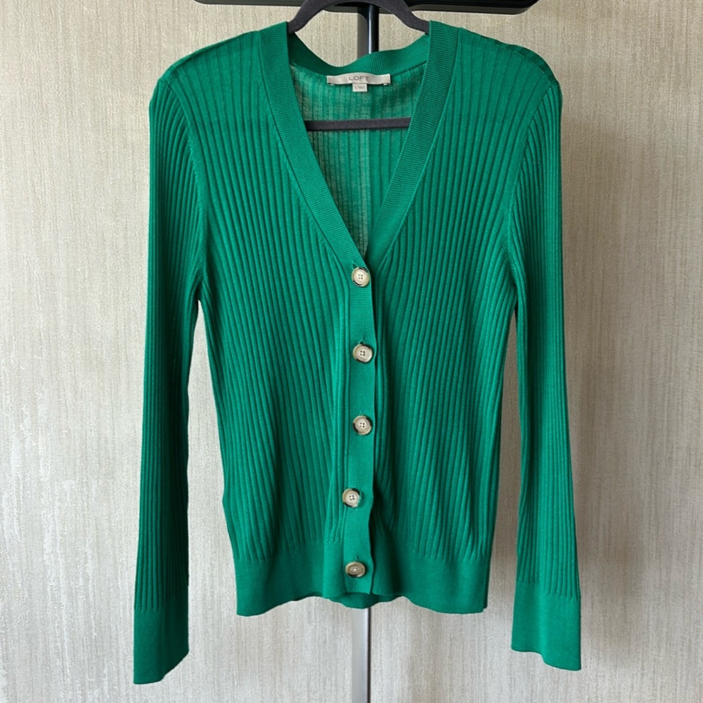 Brand new LOFT woman’s sweater/cardigan, Size L
